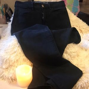 Black hi rise jegging by American Eagle size 4